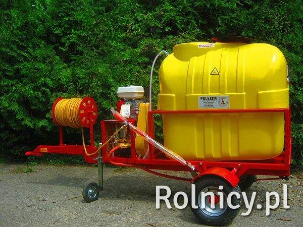 OPRYSKIWACZ SPALINOWY DO WóZKóW WIDŁOWYCH, ŁADOWAREK KOŁOWYCH NA PRZYCZEPIE JEDNOOSIOWEJ 400L