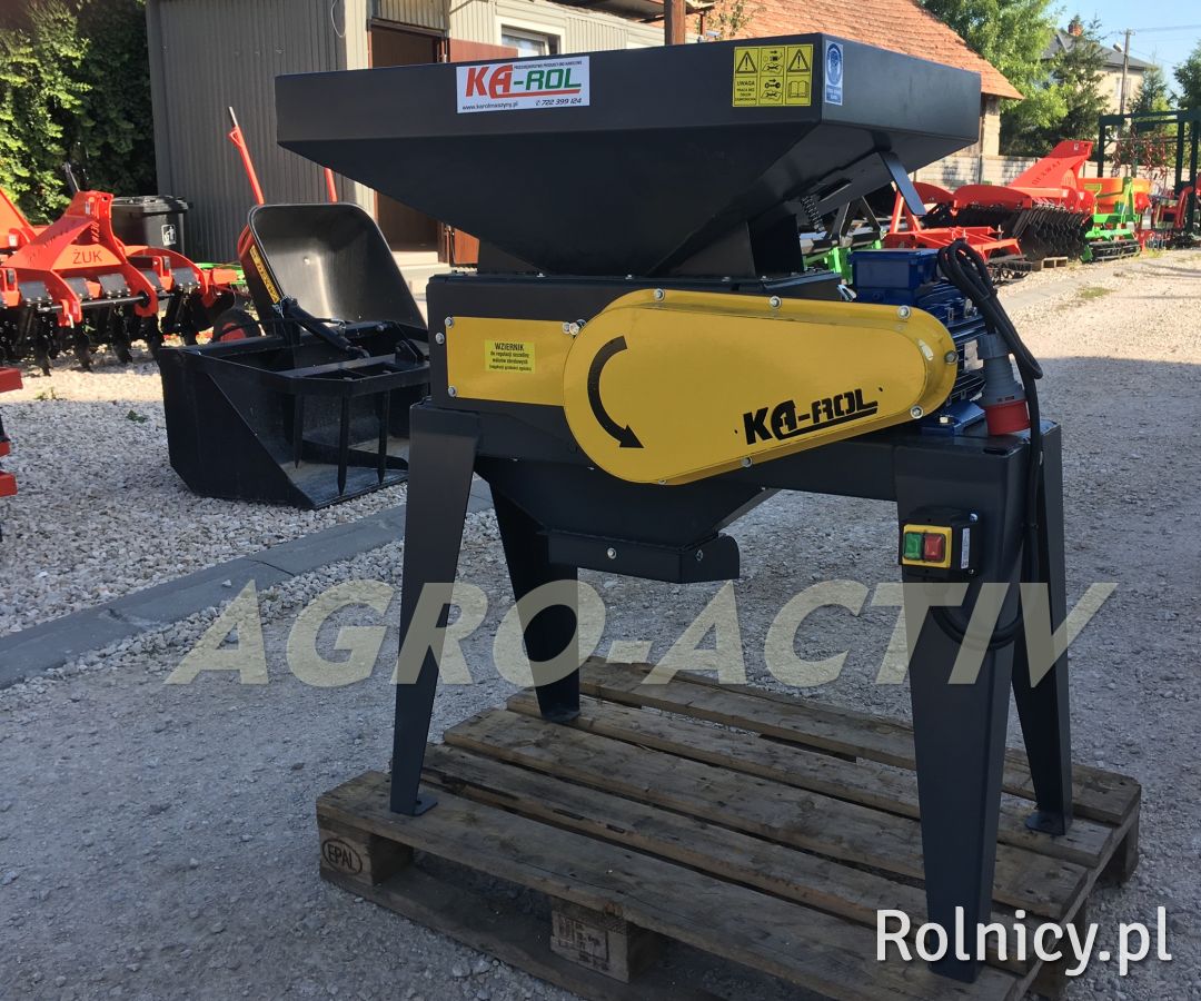 Zgniatacz Gniotownik Walcowy do Ziarna TRANSPORT