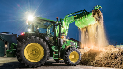 John Deere 6R 140