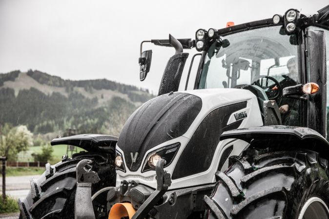 Ciągniki Valtra nowa seria N