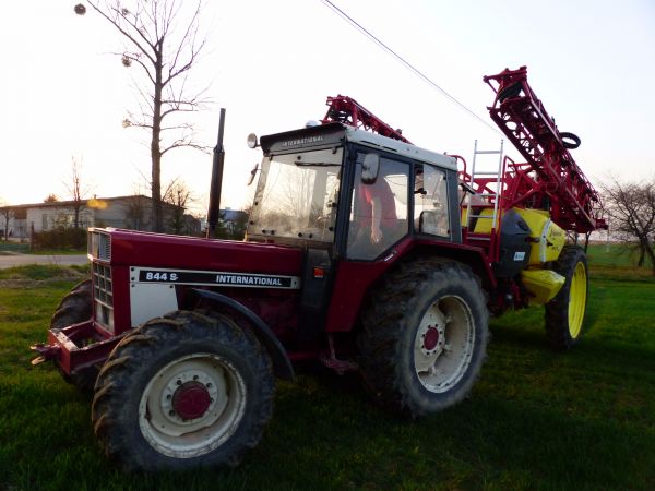 Pryskanie - International 844S cz.2