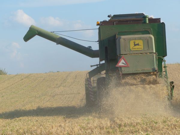 Żniwa 2016 - John Deere 950 cz.9