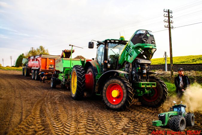 Małe dmuchanie i do przodu ;) John Deere 6210R i Miedema Structural PM40 Koniecznie zobacz FILM