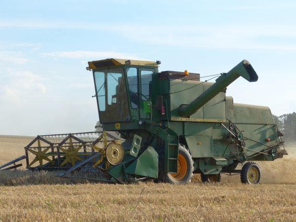 Żniwa 2016 - John Deere 950 cz.8