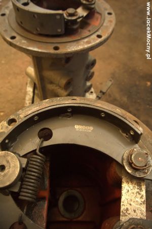 Wymiana szczęk hamulcowy Ursus C-330