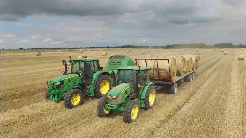 Prezentacja nowego John Deere'a 5E