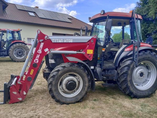 Ładowacz Metal-Technik do CASE