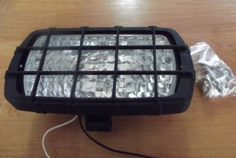 Lampa robocza plastikowa z kratką H3 12V/55W H3 24V/70W
