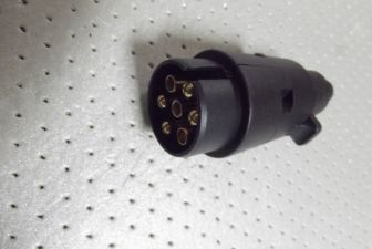 Wtyczka plastikowa 7/12V