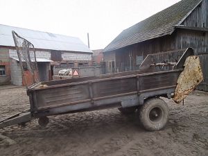 rozrzutnik obornika