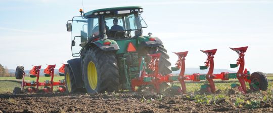 Pług obracalny frontowy zrywalny Front Agro- Masz pługi