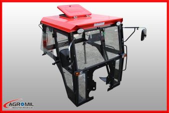 Kabina do ciągnika C-330 bez błotników Naglak 