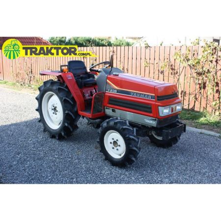 Ciągnik Yanmar F235D