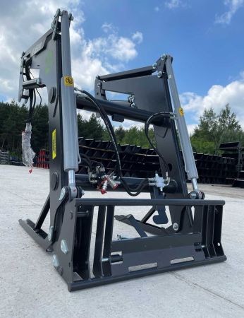 ŁADOWACZ CZOŁOWY model V 1500 Ursus Zetor MTZ montaż dostawa