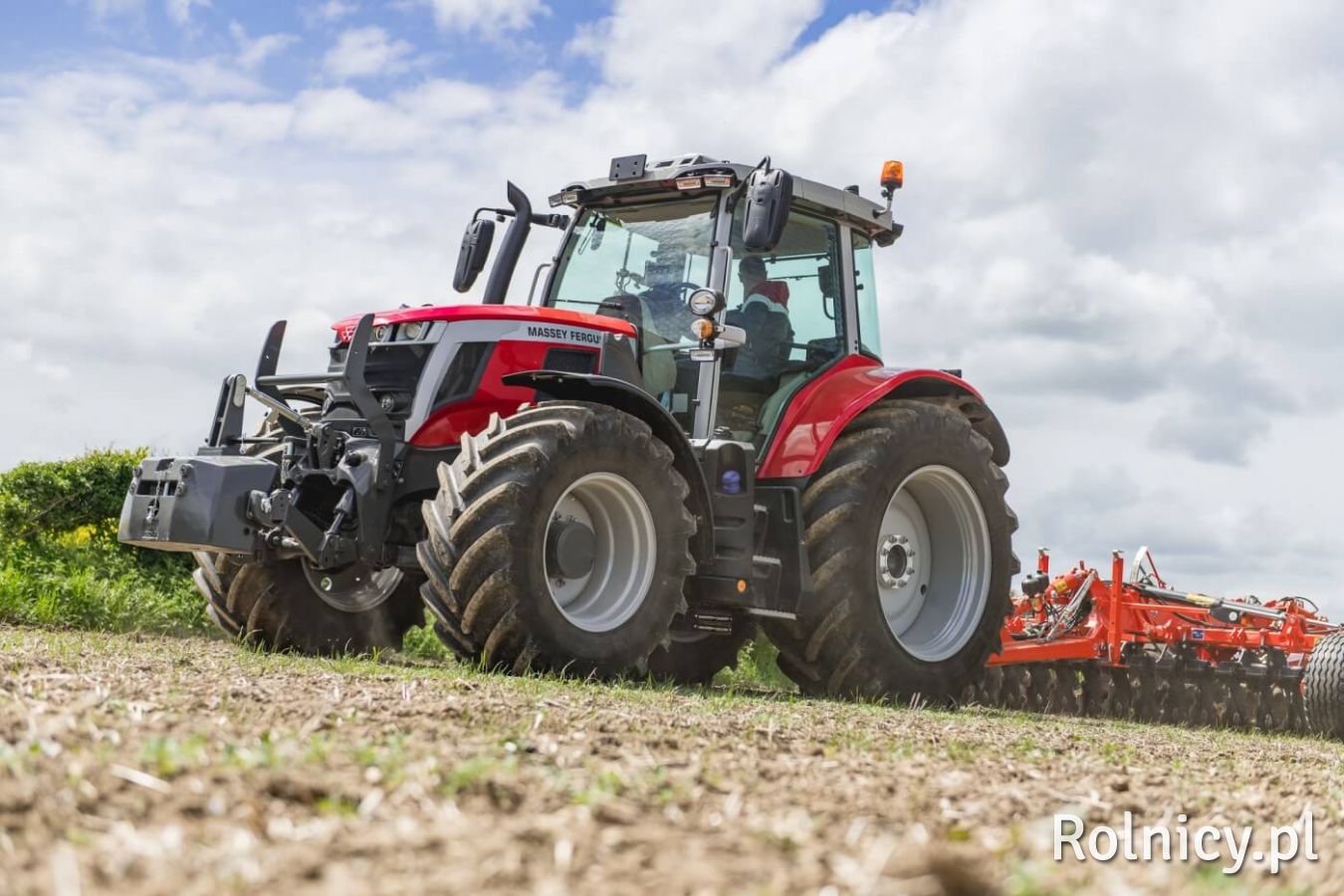massey-ferguson-6s-180-dane-techniczne-cena-opinie-zdj-cia-forum